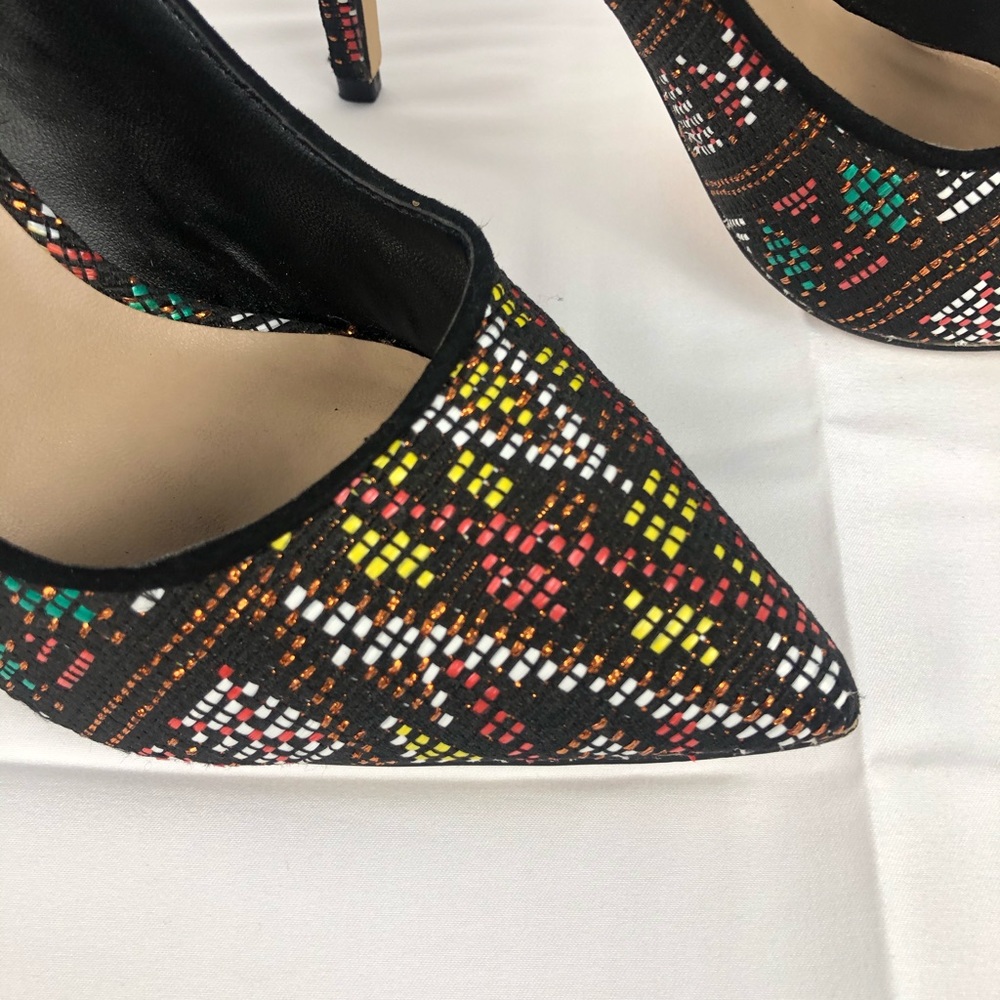 Mix No. 6 Aztec woven 3in heel pump. Size 5 1/2 - Picture 5 of 5